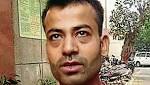 Delhi kills wife, sits next
