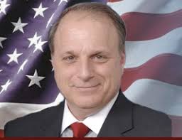 Eric Massa, a one-term Democratic congressman from New York&#39;s southern tier, is retiring. He says for health reasons (he has non-Hodgkin&#39;s lymphoma). - 18k3qovdsce3pjpg