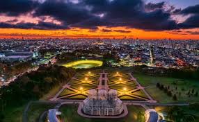 Céu com nuvens e sol tímido? Confira previsão do tempo completa para sexta-feira