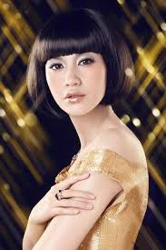 Back in germany Karl Nessler tried to introduce his new concept to various hair dressers without any special attention. A few years later Karl Nessler went ... - Asian-Short-Bob-Hairstyle-Black-Short-Hairstyle-with-Blunt-Bangs