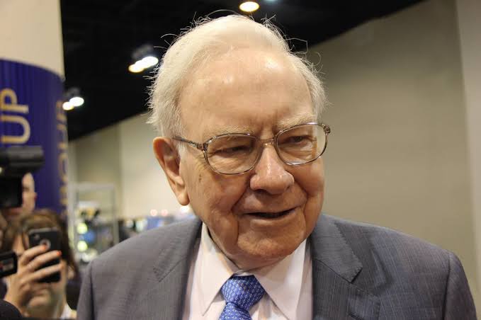 Stock market sounds alarm as investors get bad news on Trump's economy; Warren Buffett warns 'that's not investing, it's gambling'