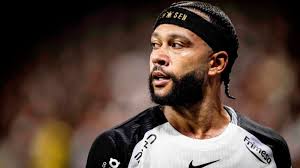 Bastidores: indefinição atrasa acerto, e retorno de Memphis Depay ao Brasil só depende do Corinthians