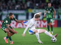 ¡Sorpresa en la Copa Alemana! Kiel vence a Wolfsburgo: Crónica y Análisis