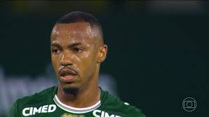 Botafogo reencontra Marlon Freitas, hoje, na casa do Palmeiras