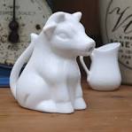 Cow milk jug