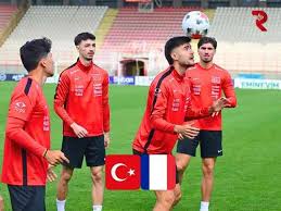 Turquia x França: onde assistir, horário, escalações e estreia de Zinédine Zidane