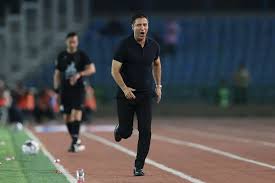 سرمربی پرسپولیس در پوست «یوسین بولت»!