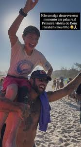 Tal pai, tal filho: herdeiro de Pedro Scooby conquista 1º ouro no surfe