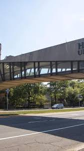 Hofstra, faculty union reach progress in contract talks, extend contract through Friday to avert strike as classes begin