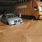 Kumaraswamy Takes Stock Rain Pounds