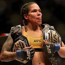 Amanda Nunes manda recado após cancelamento de luta contra Kayla Harrison