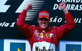 Cadeira de rodas e cuidados 24 h: como vive Michael Schumacher 12 anos após acidente