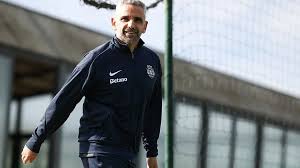 Sporting vs Juventus: ¡Estrategias Clave y Bajas Sensibles en Champions!