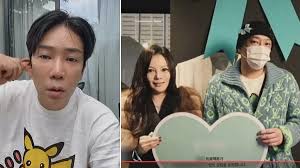 MC몽, '불륜 부인' 차가원 구속영장 신청에도…웃으며 라이브 - 머니투데이