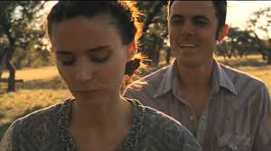 Casey Affleck Rooney Mara Ben Foster Keith Carradine Kennadie Smith Jacklynn Smith - Aint%2520-Them-Bodies-Saints_6