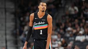 NBA awards odds: Latest MVP, DPOY and major award favorites