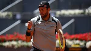 A Cagliari Berrettini domina Navone, Cadenasso vince il derby italiano con Bellucci