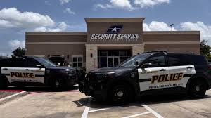 Masked suspects at large after bank robbery in northeast San Antonio, police say