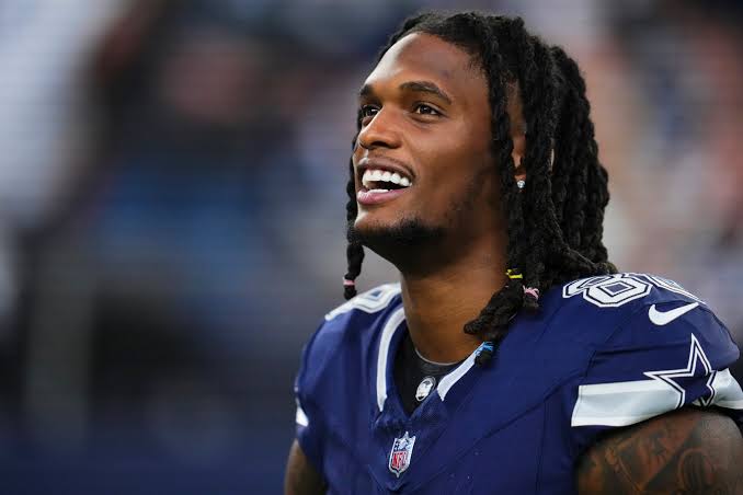 Dallas Cowboys and star WR CeeDee Lamb agree to multiyear deal