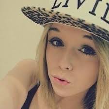 Résultat de recherche d'images pour "les filles trop swag"