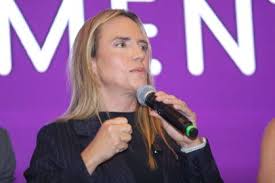 Celina rebate Ibaneis e diz que herdou crise no BRB e nas contas públicas