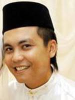 Achik Spin atau nama sebenarnya Abdillah Murad Md. Shari, 28 tahun, adalah artis vokalis Kumpulan Spin telah disahkan maut dalam kereta yang terbakar hari ... - achik-spin