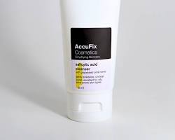 Face Wash with Salicylic Acid in Pakistan