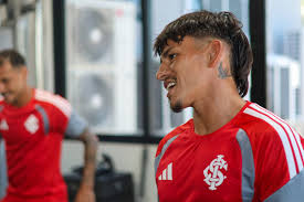 Regra do Brasileirão trava negócio e afasta Bernabei de rival do Inter