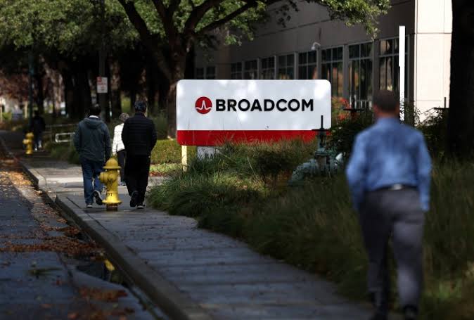 Broadcom's third-quarter profit soars on AI-driven revenue growth; fourth-quarter forecast misses estimates, disappointing investors