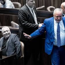 103FM