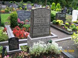Grab von Egon-Peter Peters (11.09.1941-20.07.1948), Friedhof ...