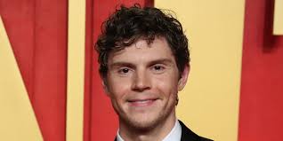 evan peters