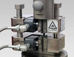 ASTM D6641: Combined loading compression (CLC) | ZwickRoell