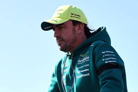 Alonso elege melhor rival que dividiu pista na F1: ‘Sem pontos fracos’