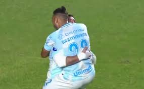 Martin Braithwaite le marcó a Riestra en la Sudamericana