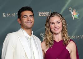 Julia Stiles to Dance to Dolly Parton's '9 to 5' on DWTS Premiere, Honoring the Icon — Yahoo News UK