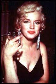 Resultado de imagem para marilyn monroe