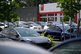 https://seekingalpha.com/article/4827246-this-is-why-the-bears-are-wrong-on-tesla-rating-downgrade