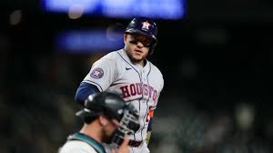 Astros squander 4-0 lead -- and a chance to break away in AL West