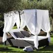 Outdoor canopy daybed