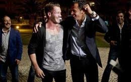 Resultado de imagem para bruno de carvalho oferece ao proença