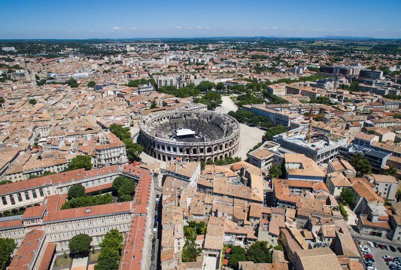 Nîmes