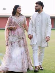 रिंकू सिंह को देखने इकाना पहुंचीं प्रिया सरोज, क्या जल्द बजेगी शहनाई? - Imagen principal del artículo