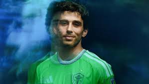 LAFCvSEA Starting XI: Kim Kee-hee starts at center back, Paul Rothrock on the left wing