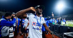 Cruz Azul sería multado por los festejos del campeonato vs Pumas en la Final del Clausura 2026