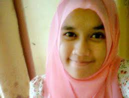 Anggun Hayati Rahman merupakan mahasiswa Fakultas Pendidikan Bahasa Indonesia Universitas Syiah Kuala Banda Aceh. Gadis cantik kelahiran Takengon, ... - 9643_483247898380202_257322318_n