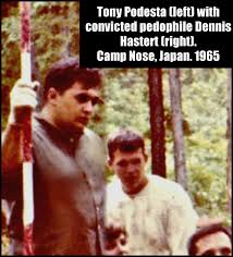 「picture in tony podesta office」の画像検索結果