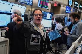 What To Do In A Doom-And-Bloom Market; 3 Titans Loom - Investor's Business Daily