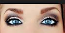 Best Eye Shadow Colors for Blue Eyes