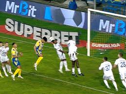 SuperLiga Showdown: Botosani Eyes Top Spot! Petrolul Fights Back!